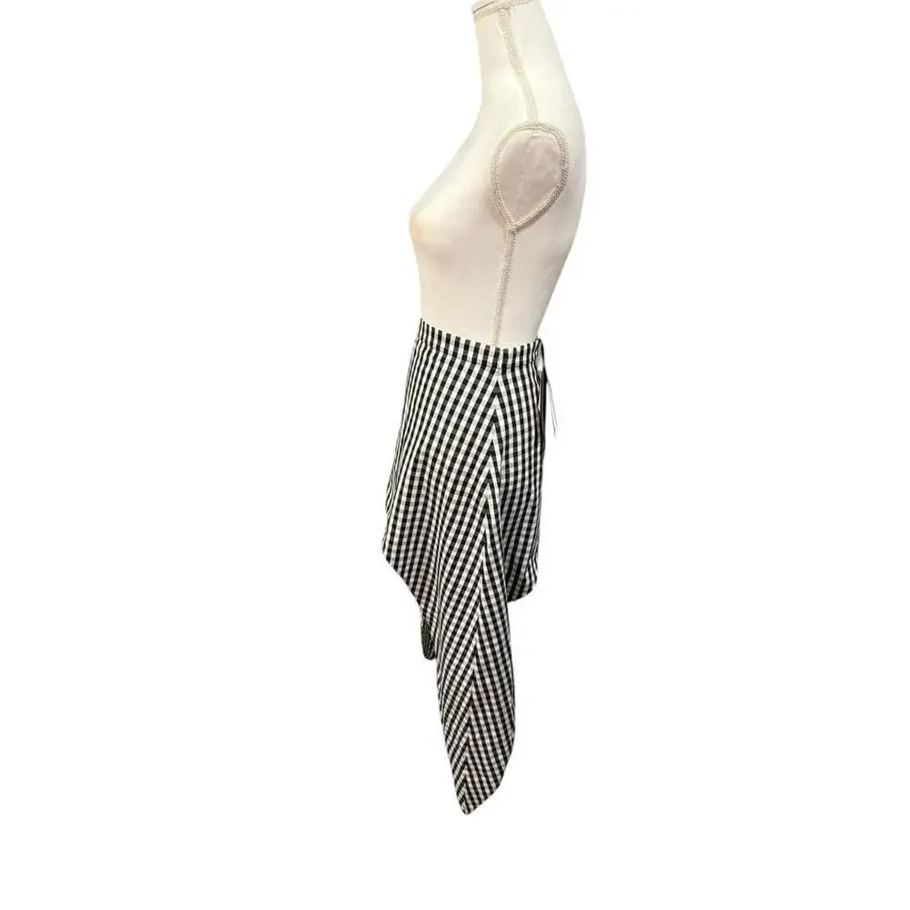 New Burberry Black and White Gingham Asymmetric Handkerchief Hem Skirt, size 4